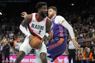 何在困境中 何在困境中