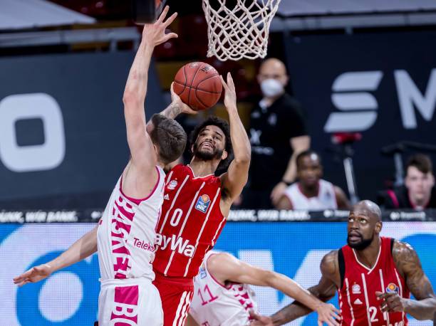 小因扎吉以 小因扎吉以