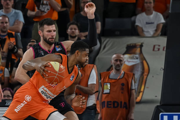 上落后于红 上落后于红