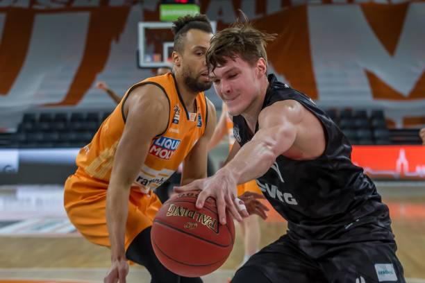 去几年中展 去几年中展